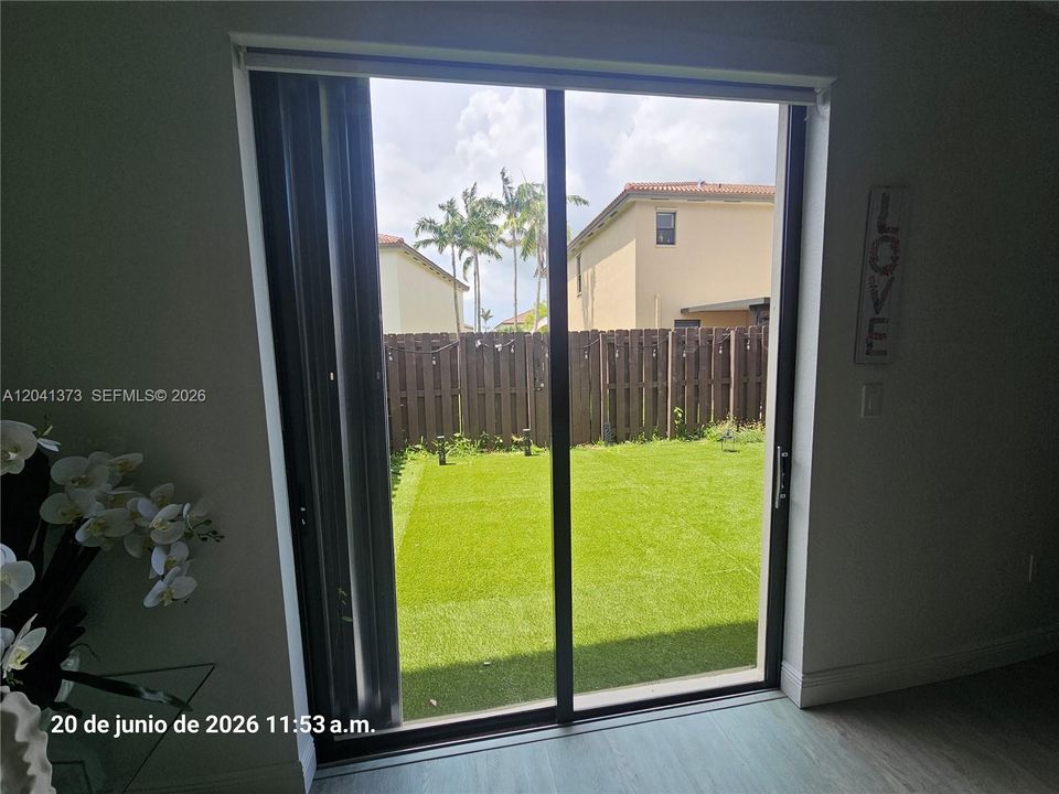 For Sale: $433,900 (3 beds, 2 baths, 1656 Square Feet)