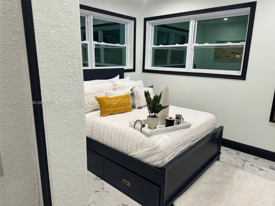For Rent: $4,800 (3 beds, 2 baths, 1075 Square Feet)