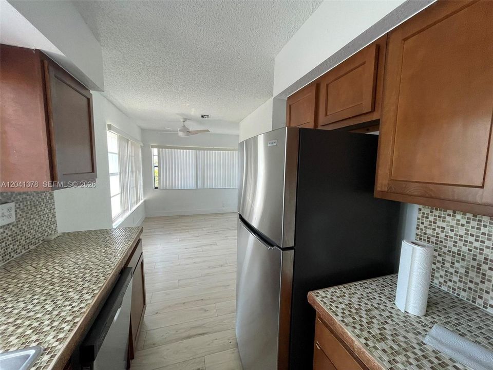 В аренду: $2,550 (3 спален, 2 ванн, 1478 Квадратных фут)