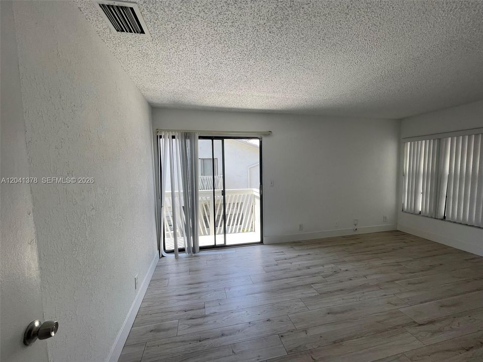 В аренду: $2,550 (3 спален, 2 ванн, 1478 Квадратных фут)