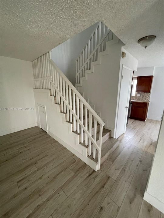 В аренду: $2,550 (3 спален, 2 ванн, 1478 Квадратных фут)
