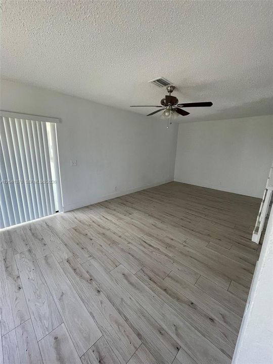 В аренду: $2,550 (3 спален, 2 ванн, 1478 Квадратных фут)