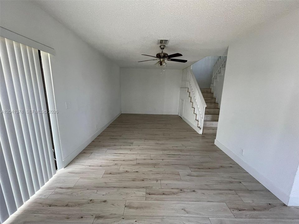 В аренду: $2,550 (3 спален, 2 ванн, 1478 Квадратных фут)