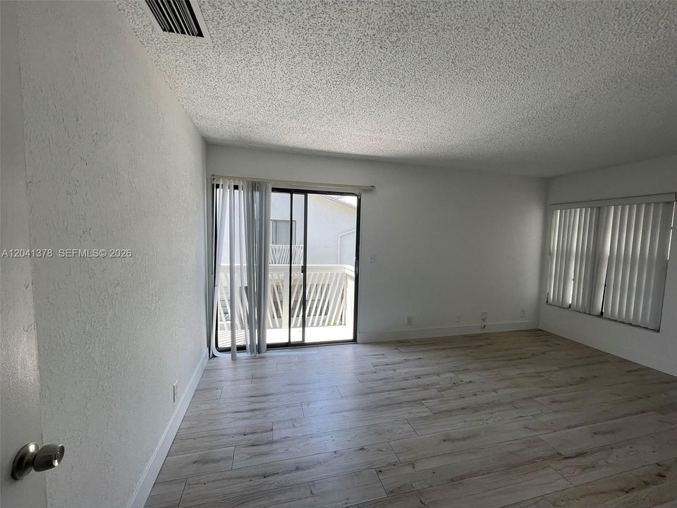 В аренду: $2,550 (3 спален, 2 ванн, 1478 Квадратных фут)