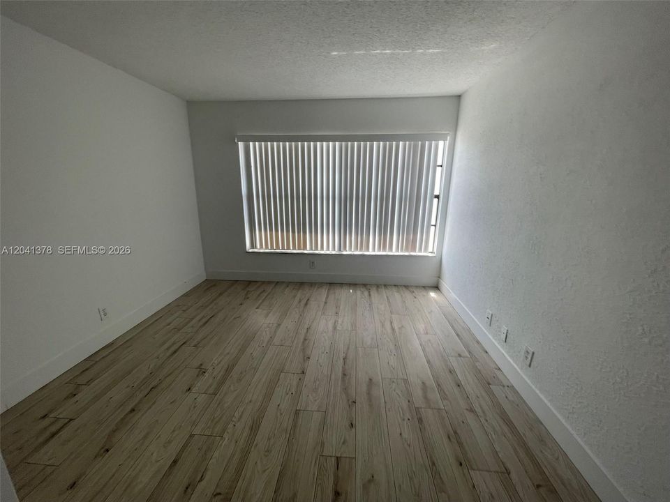 В аренду: $2,550 (3 спален, 2 ванн, 1478 Квадратных фут)
