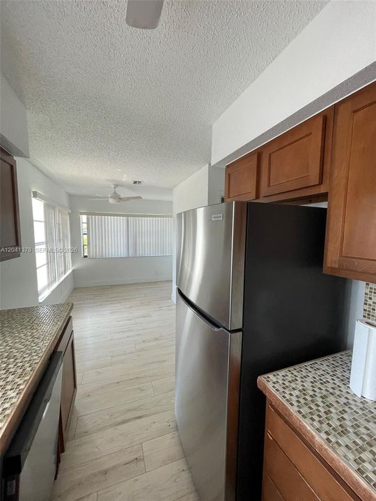 В аренду: $2,550 (3 спален, 2 ванн, 1478 Квадратных фут)