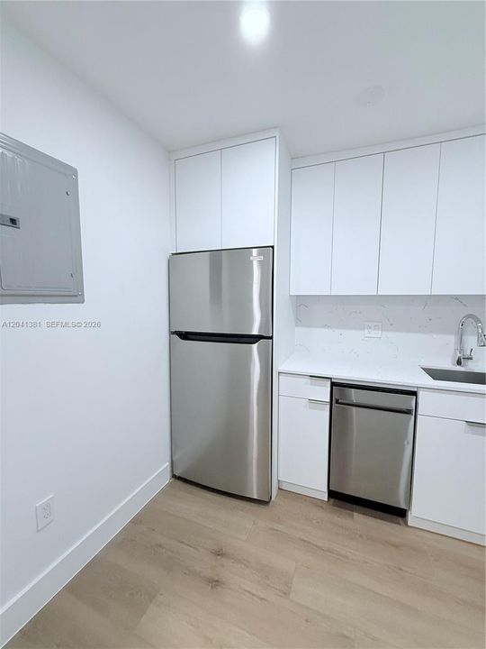 For Rent: $2,700 (1 beds, 1 baths, 668 Square Feet)
