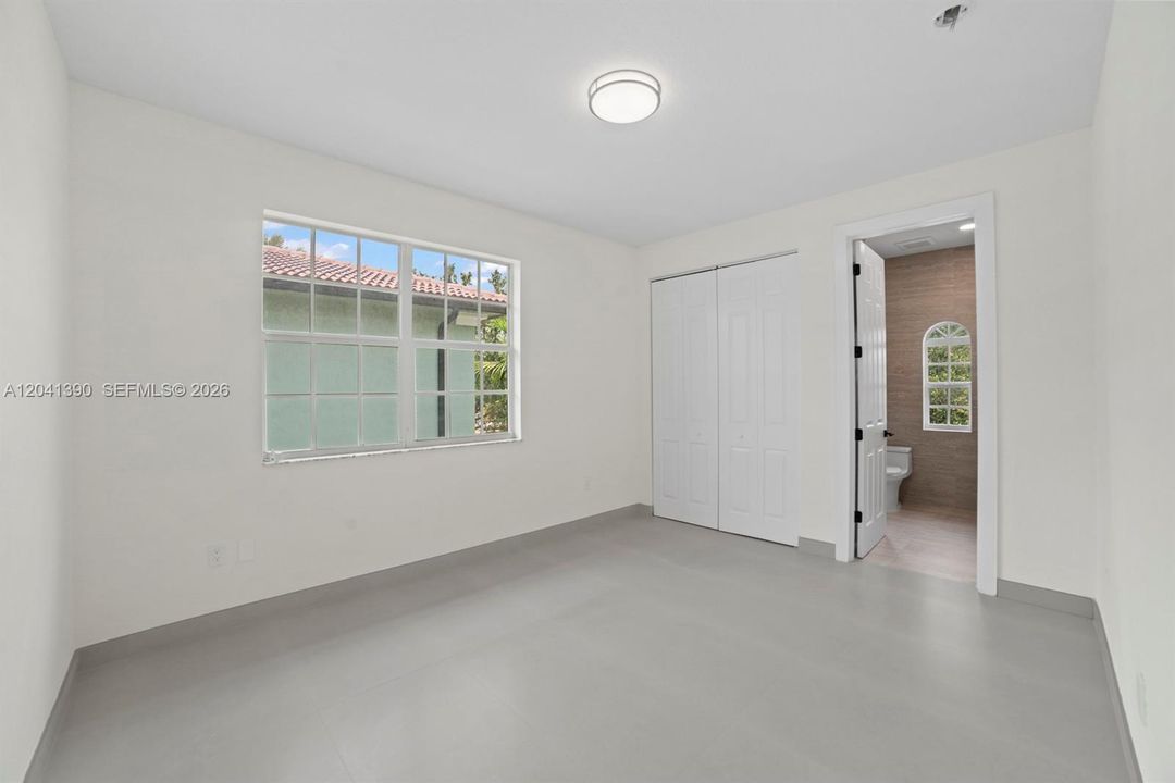 For Rent: $8,500 (3 beds, 2 baths, 2568 Square Feet)