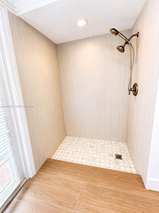 For Rent: $15,000 (4 beds, 3 baths, 2925 Square Feet)