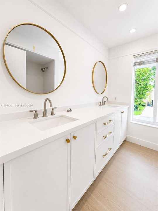 For Rent: $15,000 (4 beds, 3 baths, 2925 Square Feet)