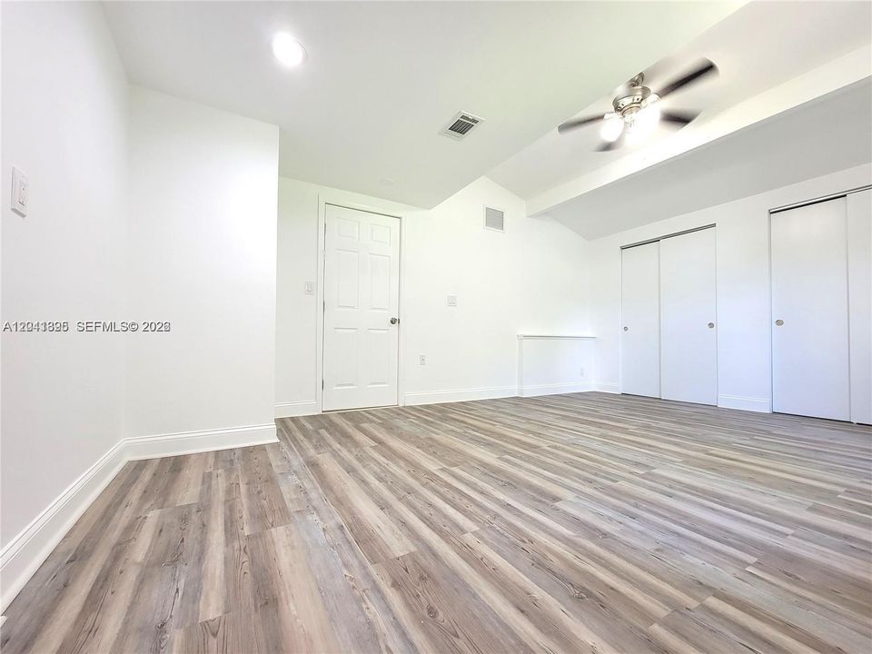 For Rent: $4,000 (3 beds, 2 baths, 1630 Square Feet)