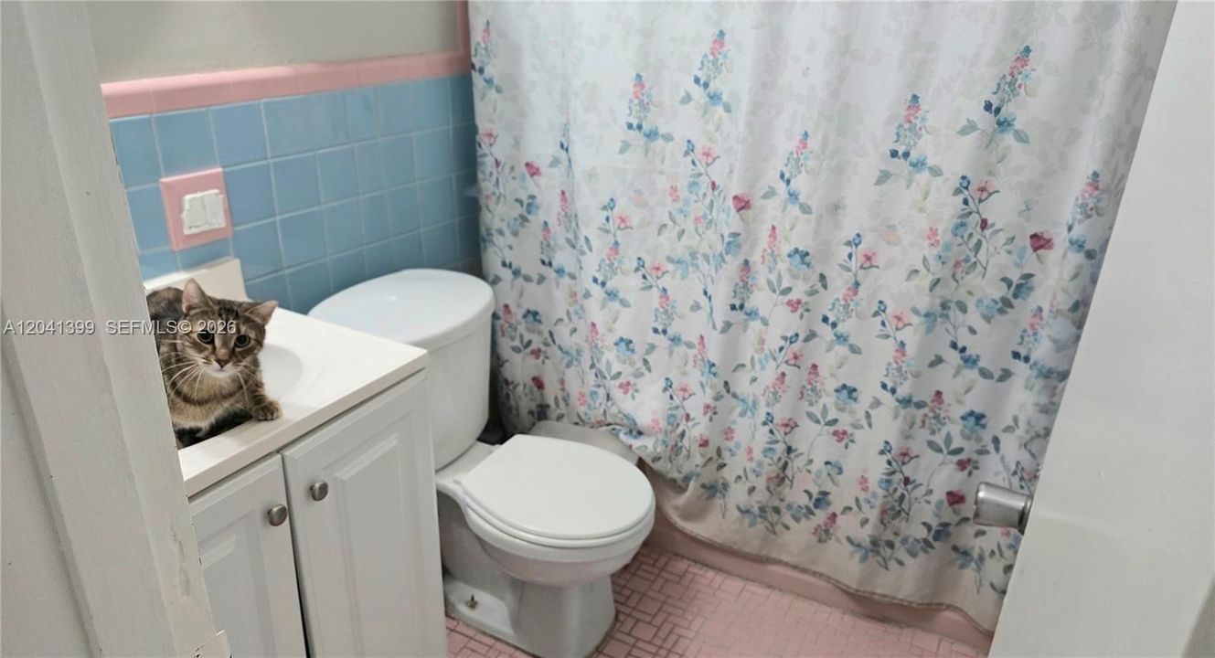 For Sale: $990,000 (4 beds, 2 baths, 1708 Square Feet)