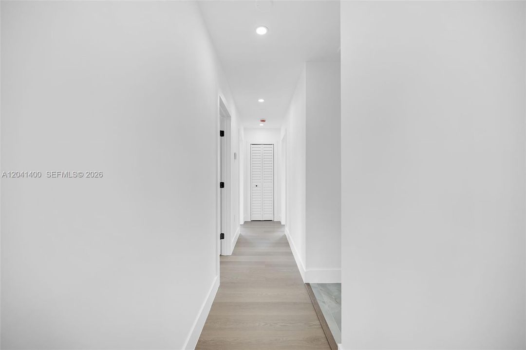 En Venta: $745,000 (3 camas, 2 baños, 1118 Pies cuadrados)