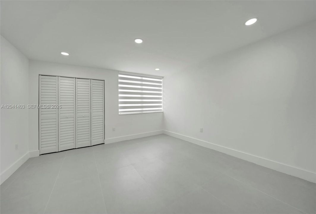 For Rent: $2,600 (2 beds, 1 baths, 1208 Square Feet)