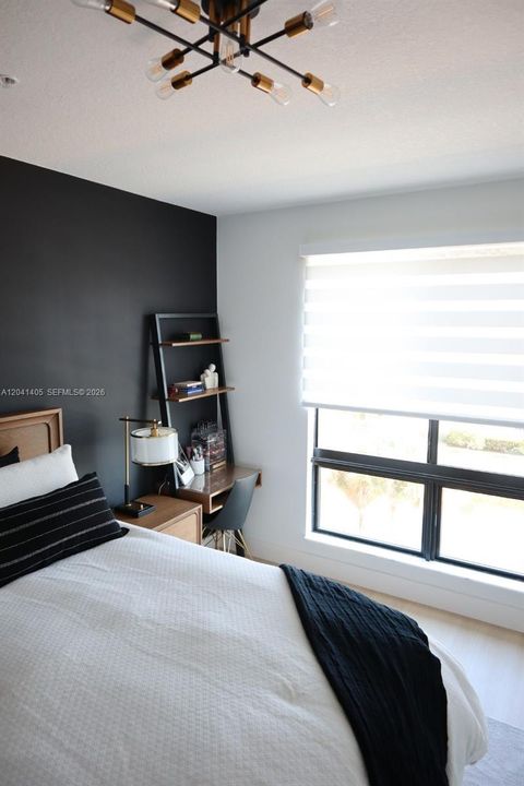 For Sale: $525,000 (3 beds, 2 baths, 1124 Square Feet)