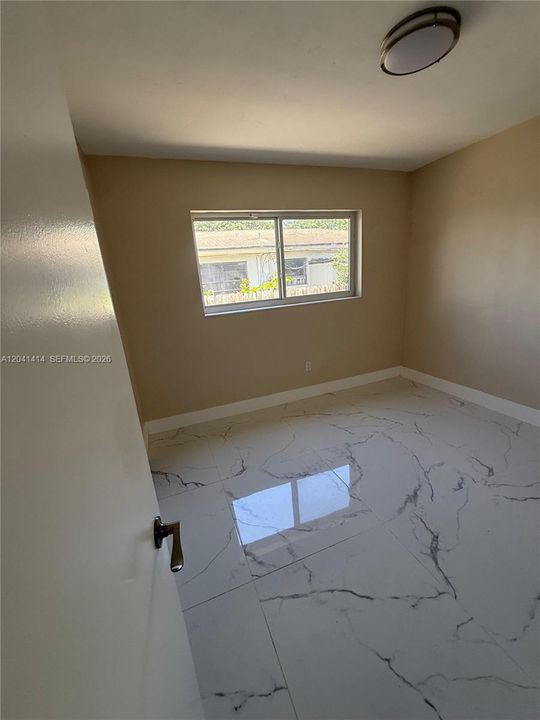 For Rent: $2,900 (3 beds, 2 baths, 2478 Square Feet)
