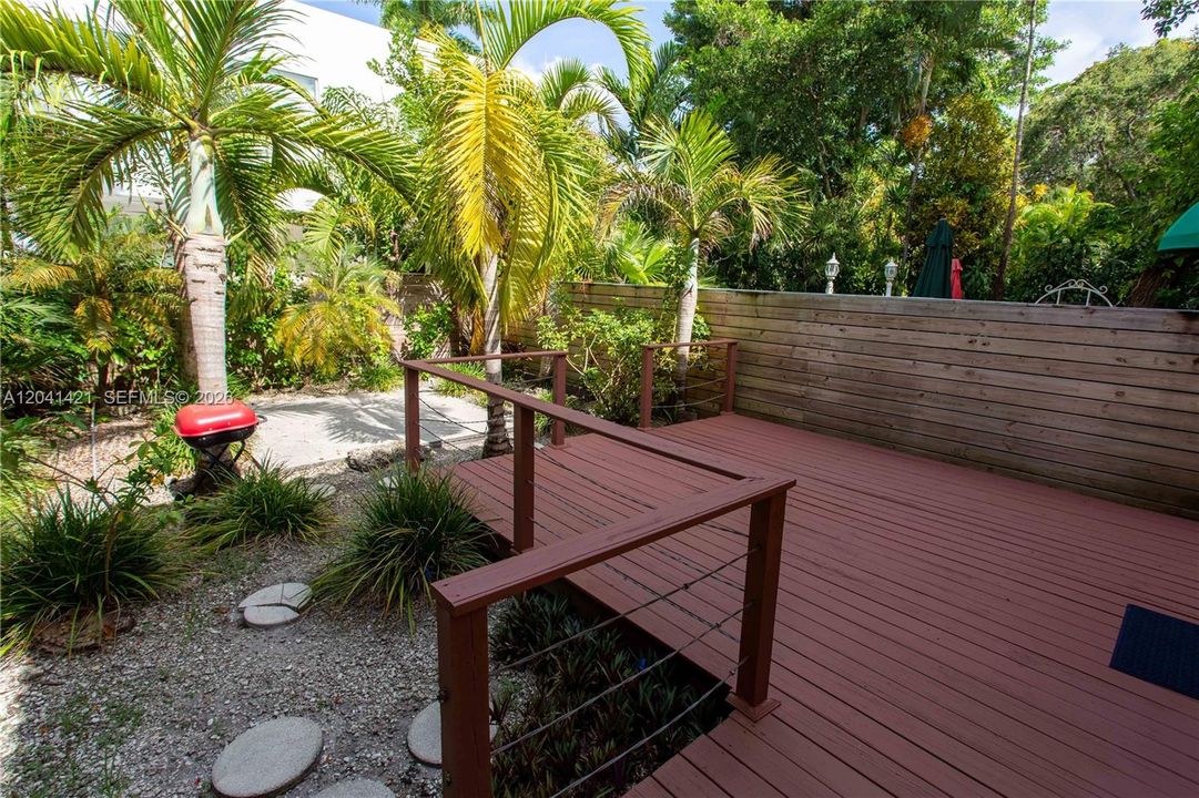 En Renta: $5,900 (3 camas, 2 baños, 2040 Pies cuadrados)