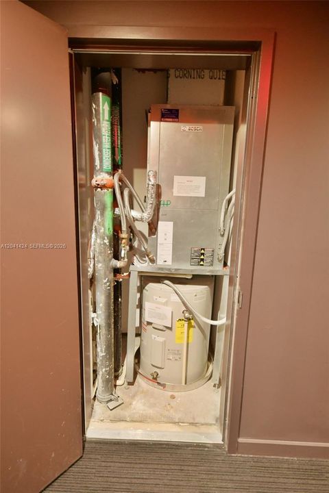 For Rent: $6,300 (2 beds, 2 baths, 1249 Square Feet)