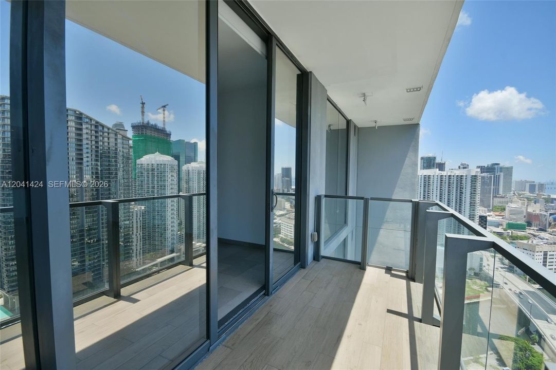 For Rent: $6,300 (2 beds, 2 baths, 1249 Square Feet)