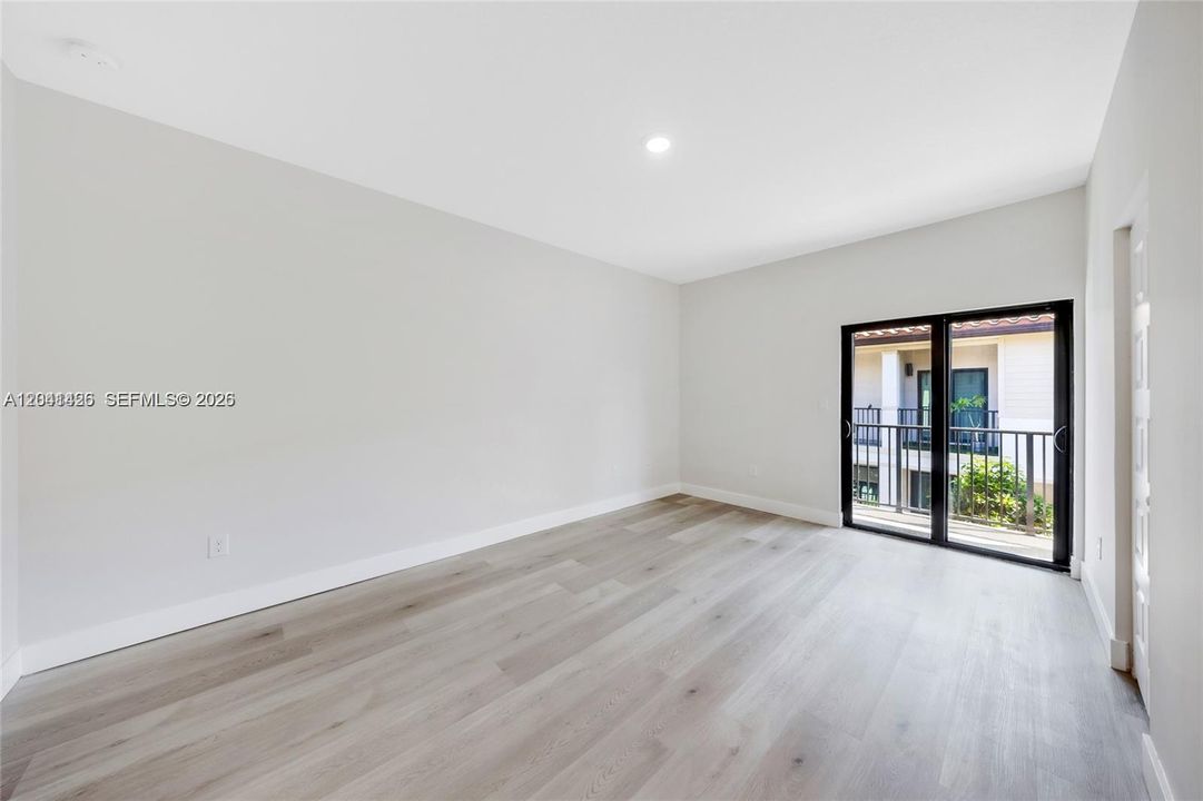 For Sale: $639,000 (3 beds, 2 baths, 1482 Square Feet)