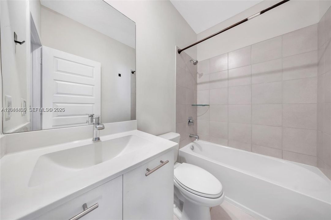 For Sale: $639,000 (3 beds, 2 baths, 1482 Square Feet)