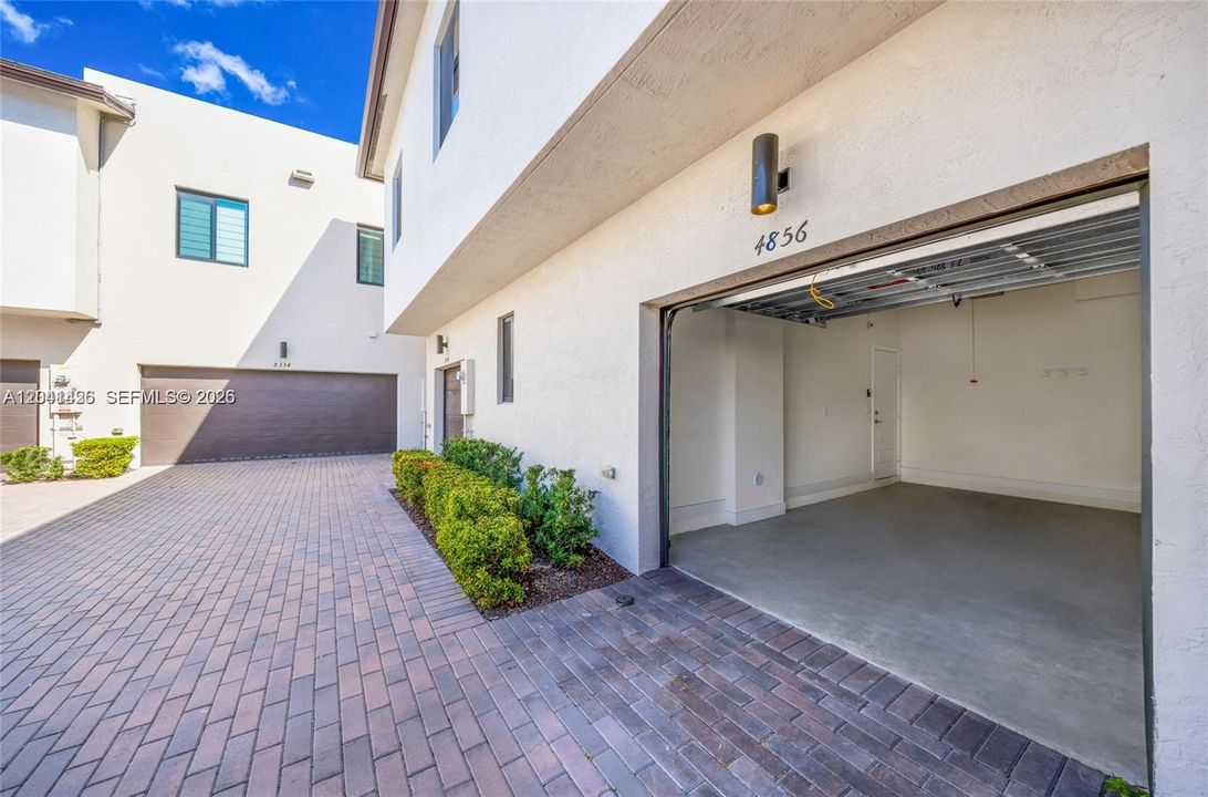 For Sale: $639,000 (3 beds, 2 baths, 1482 Square Feet)