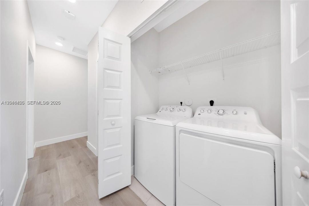 For Sale: $639,000 (3 beds, 2 baths, 1482 Square Feet)