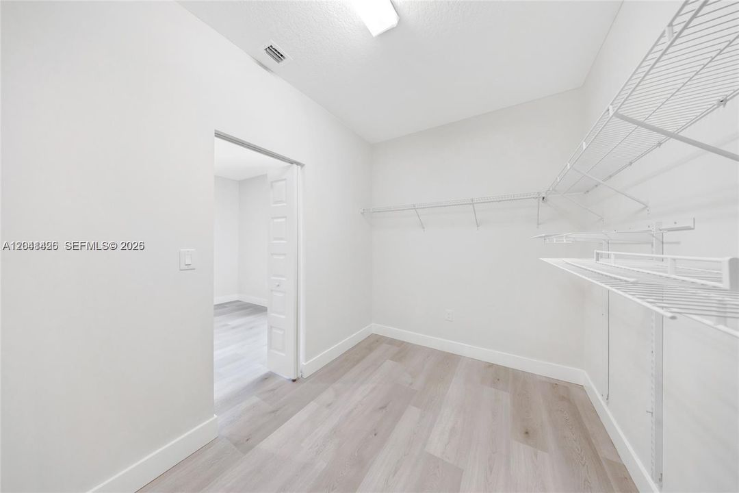 For Sale: $639,000 (3 beds, 2 baths, 1482 Square Feet)