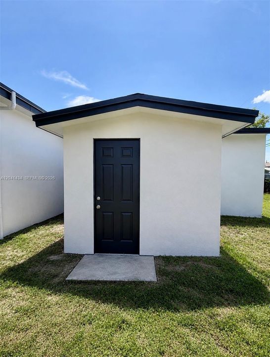 На продажу: $495,000 (4 спален, 2 ванн, 1218 Квадратных фут)