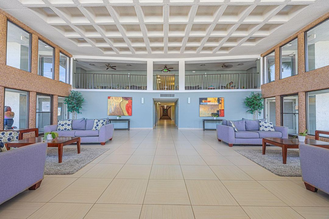 9940 SW 8th St (Lobby1)