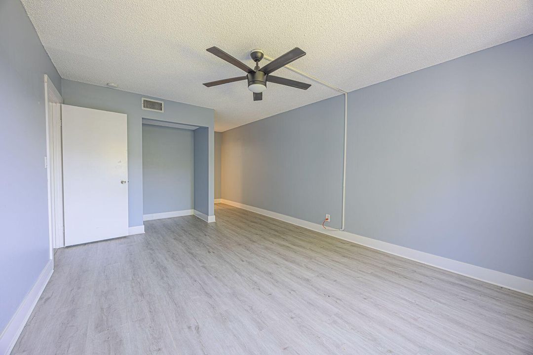 9940 SW 8th St (Bdrm #1c)