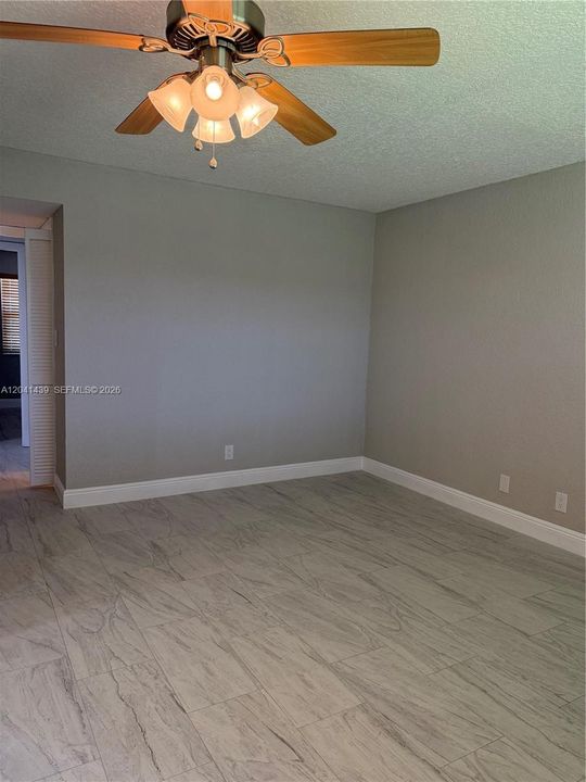 For Rent: $2,200 (2 beds, 2 baths, 900 Square Feet)