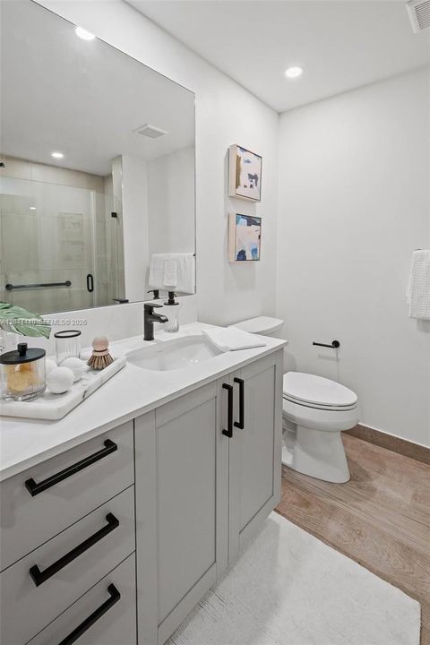 For Rent: $3,460 (2 beds, 2 baths, 1239 Square Feet)