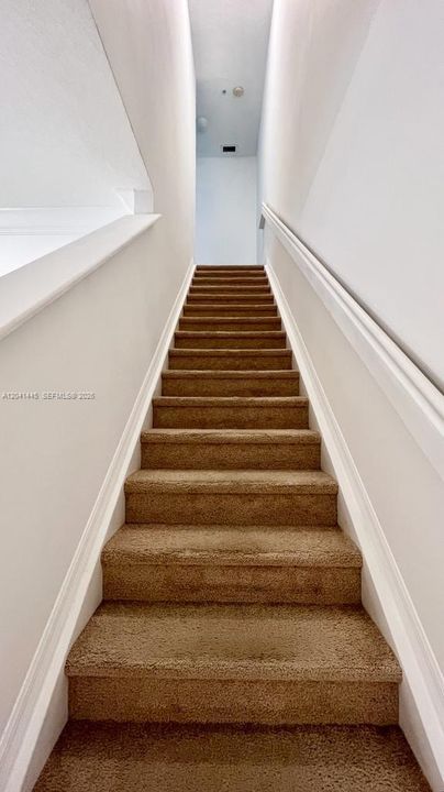 For Rent: $3,000 (3 beds, 2 baths, 1290 Square Feet)