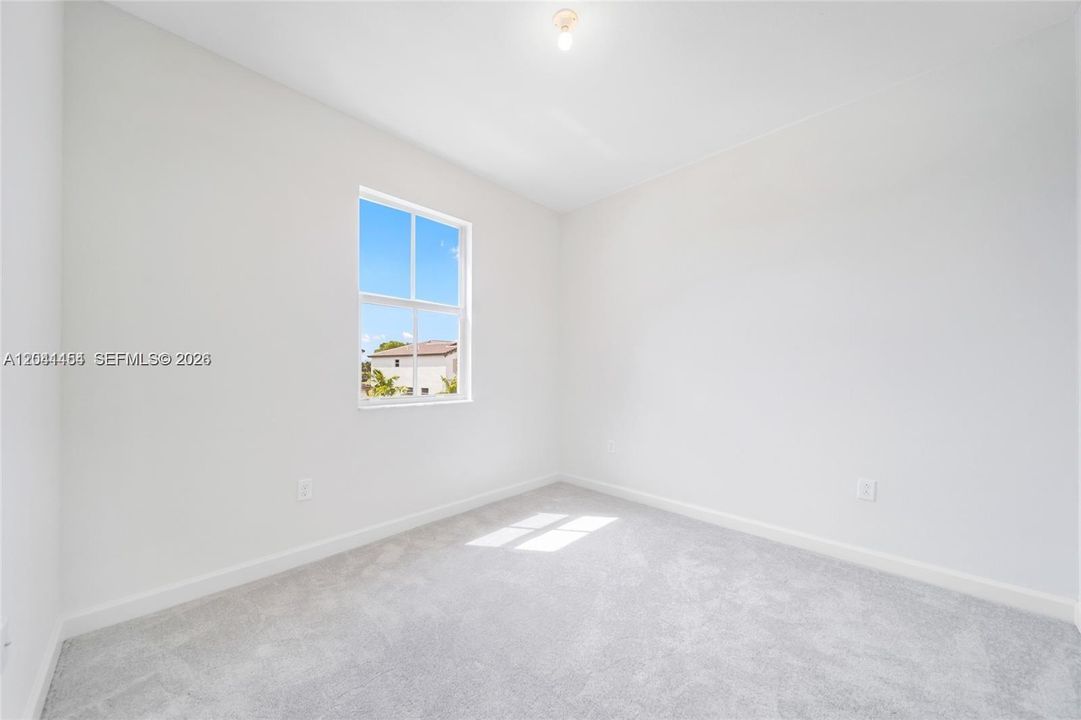 For Sale: $489,000 (3 beds, 2 baths, 1442 Square Feet)