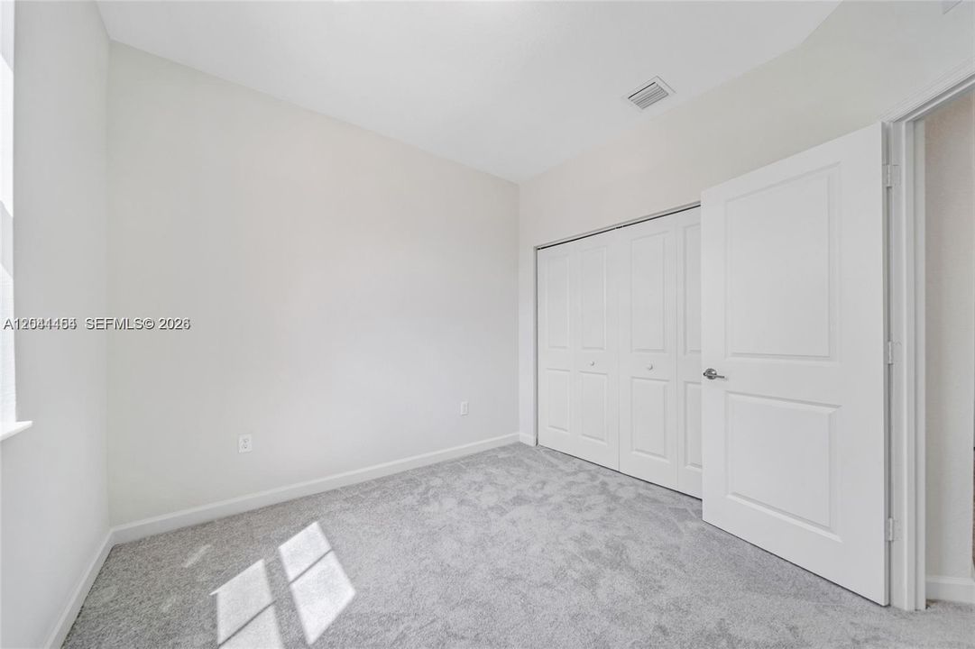 For Sale: $489,000 (3 beds, 2 baths, 1442 Square Feet)