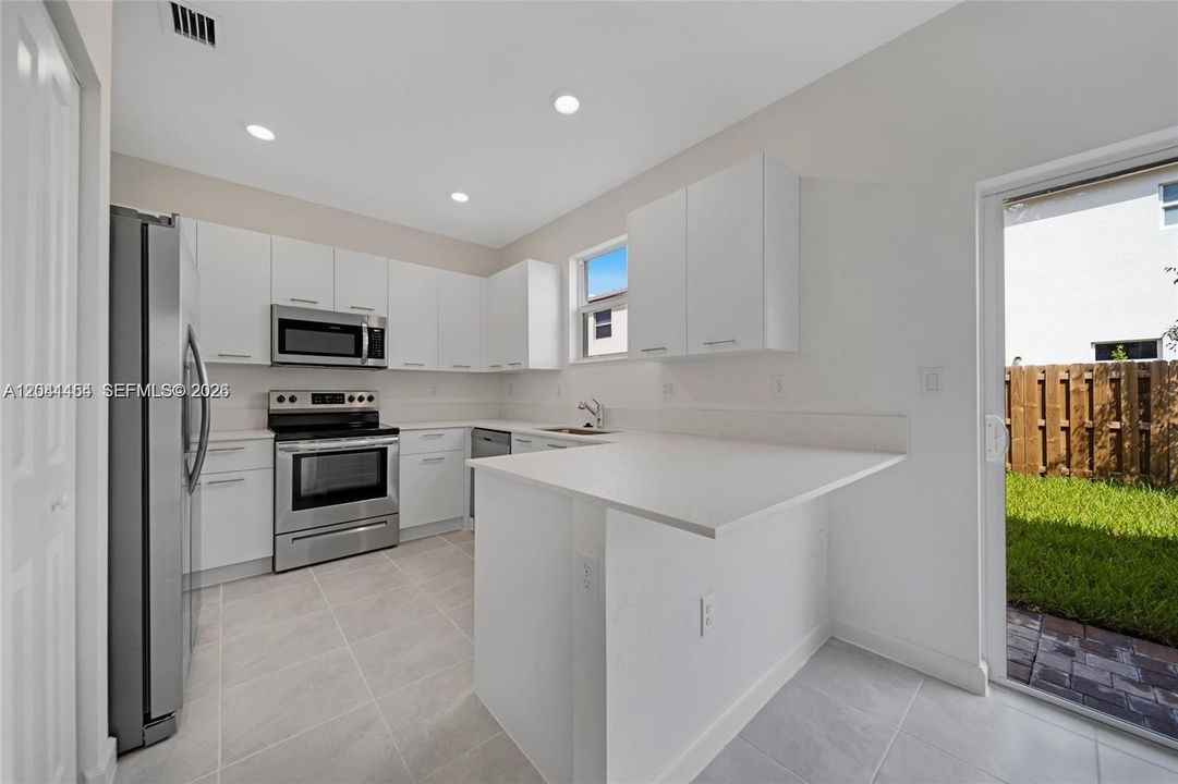 For Sale: $489,000 (3 beds, 2 baths, 1442 Square Feet)
