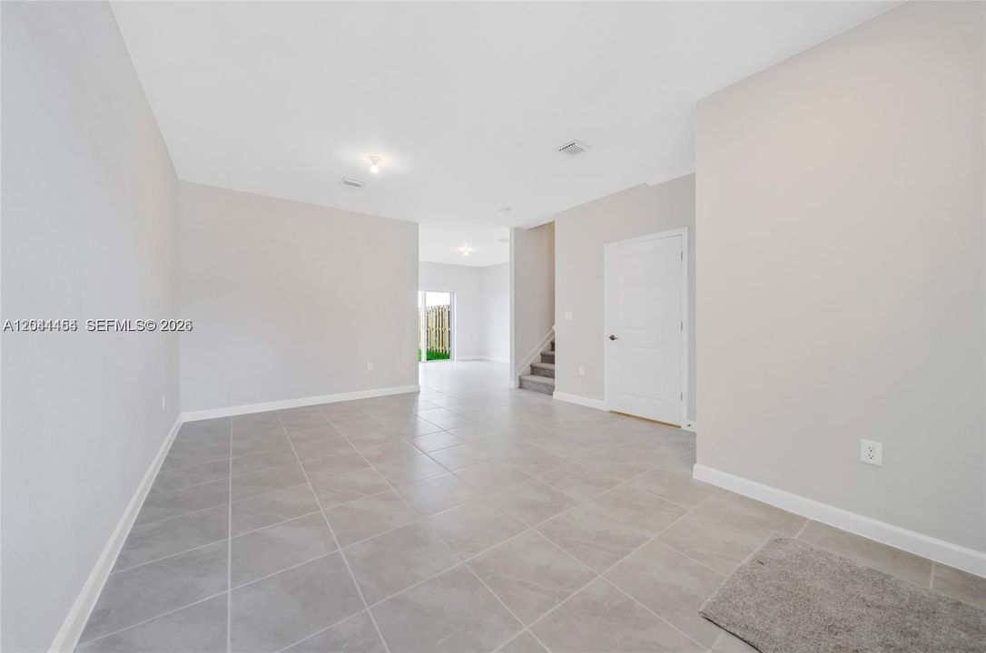 For Sale: $489,000 (3 beds, 2 baths, 1442 Square Feet)
