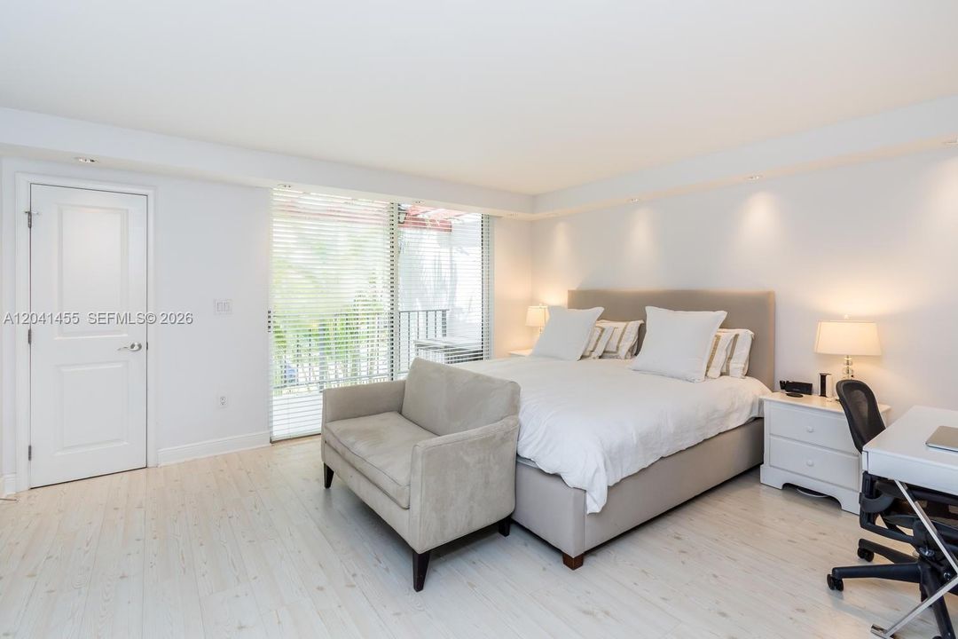 待售: $1,575,000 (2 贝兹, 3 浴室, 1404 平方英尺)