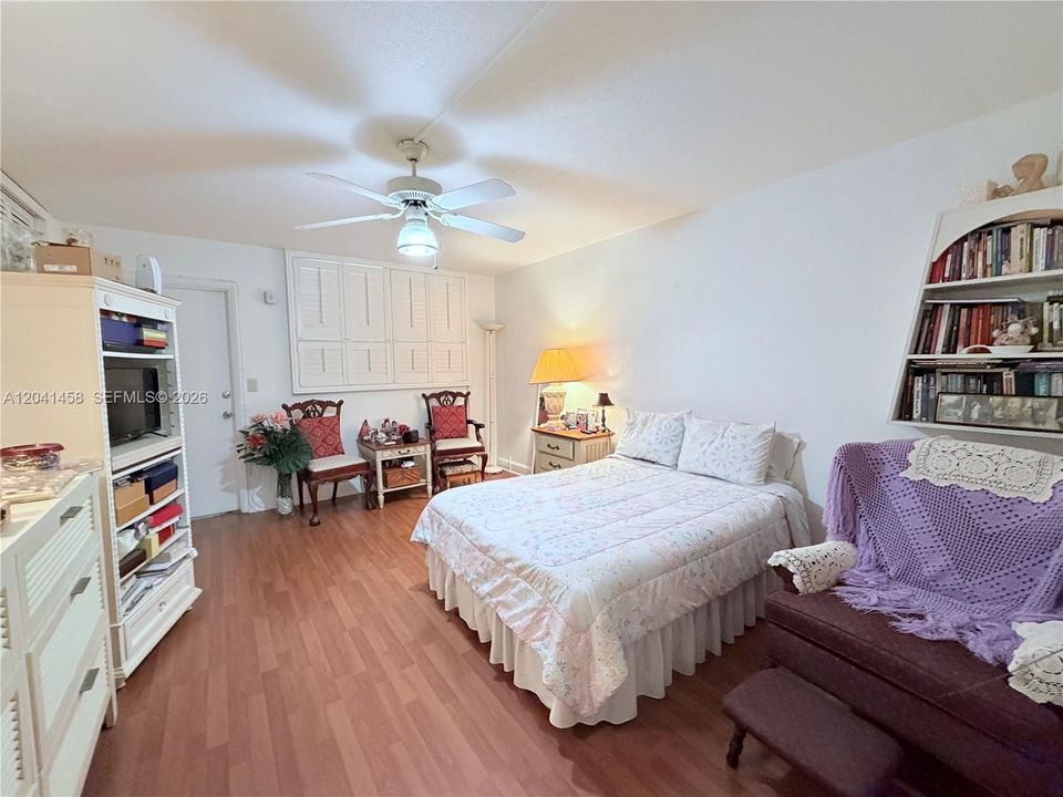 En Venta: $315,000 (1 camas, 1 baños, 810 Pies cuadrados)