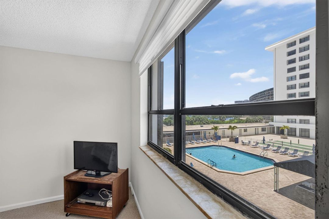 Primary suite