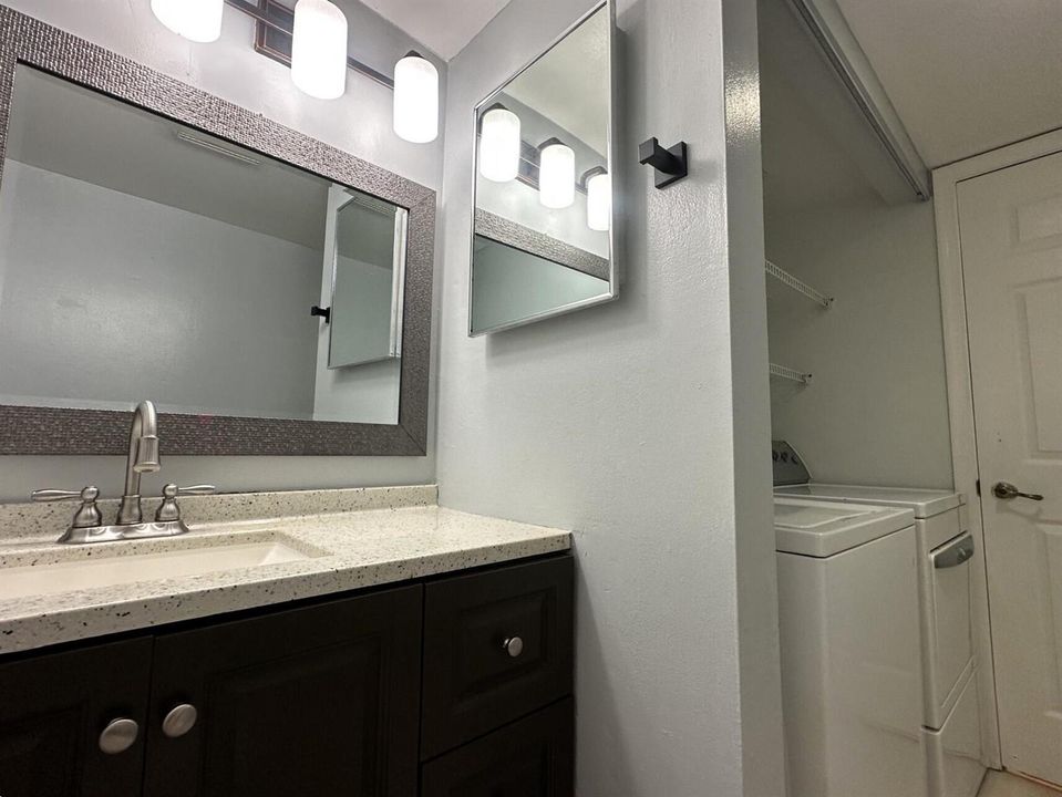 Half Bath/Laundry