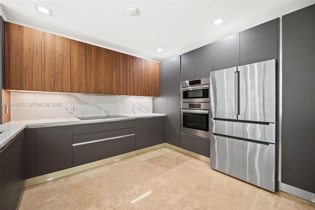 For Sale: $925,000 (4 beds, 3 baths, 2406 Square Feet)