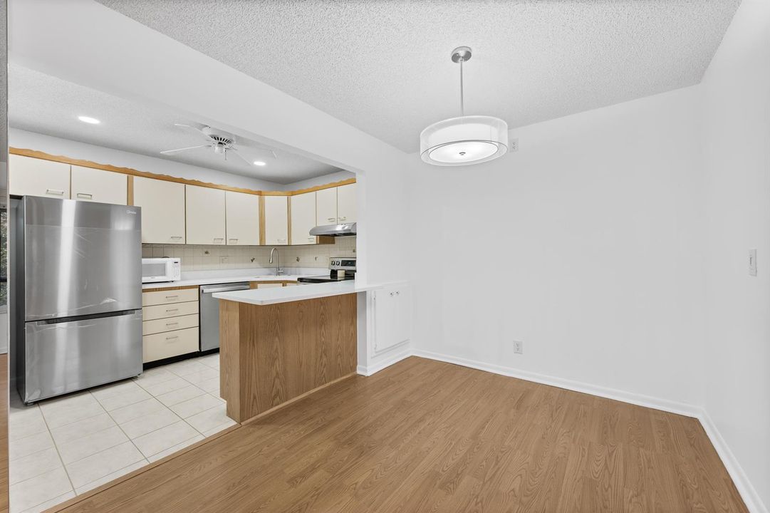 313 Pine Ridge Cir, C2