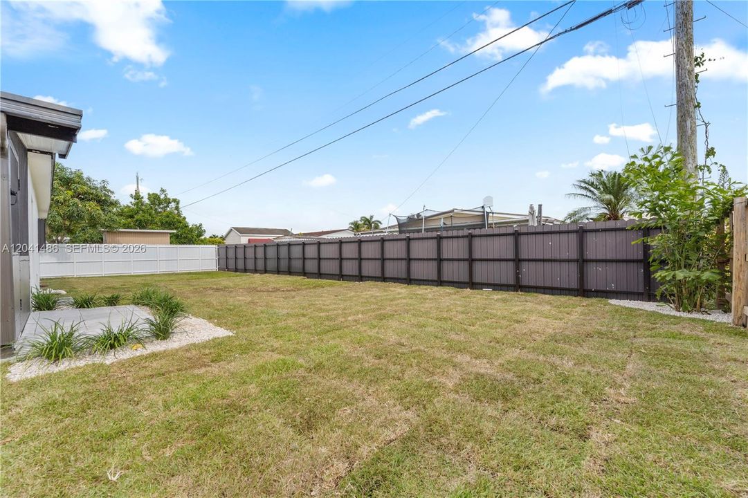 For Sale: $695,000 (4 beds, 2 baths, 1872 Square Feet)
