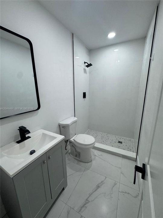 En Venta: $740,000 (5 camas, 4 baños, 1432 Pies cuadrados)