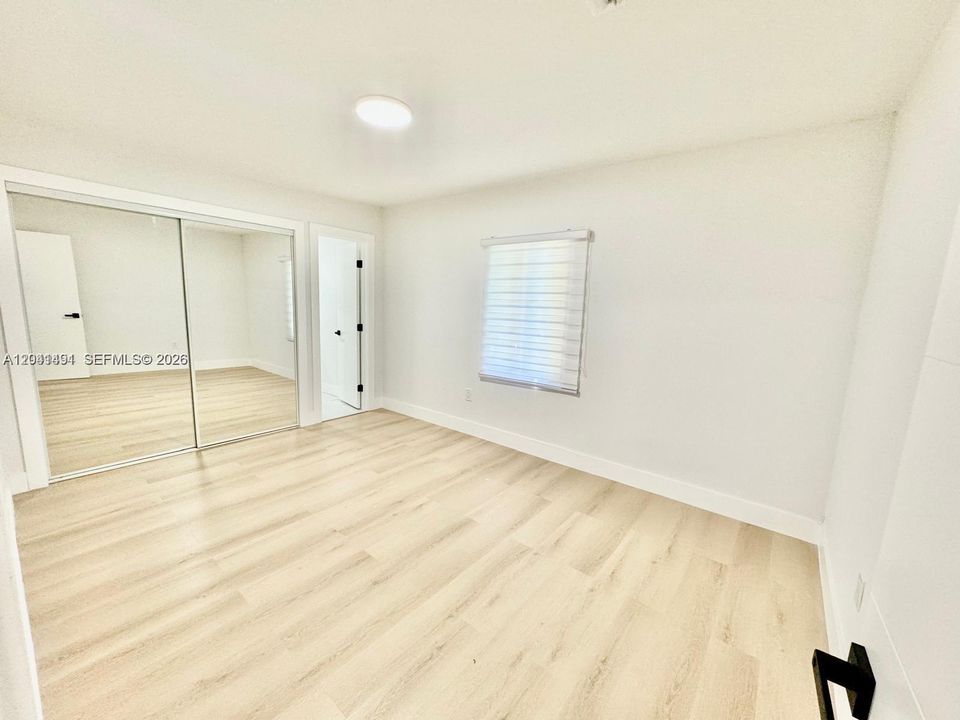 En Venta: $740,000 (5 camas, 4 baños, 1432 Pies cuadrados)