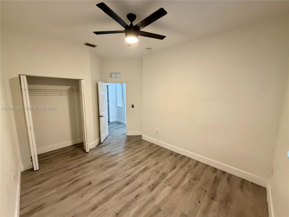 В аренду: $3,300 (3 спален, 2 ванн, 1502 Квадратных фут)