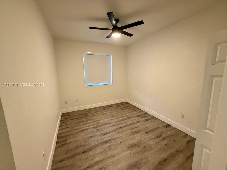 В аренду: $3,300 (3 спален, 2 ванн, 1502 Квадратных фут)