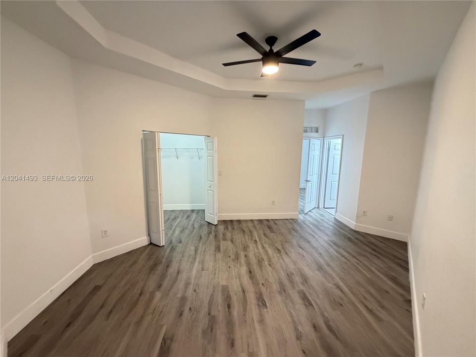 В аренду: $3,300 (3 спален, 2 ванн, 1502 Квадратных фут)
